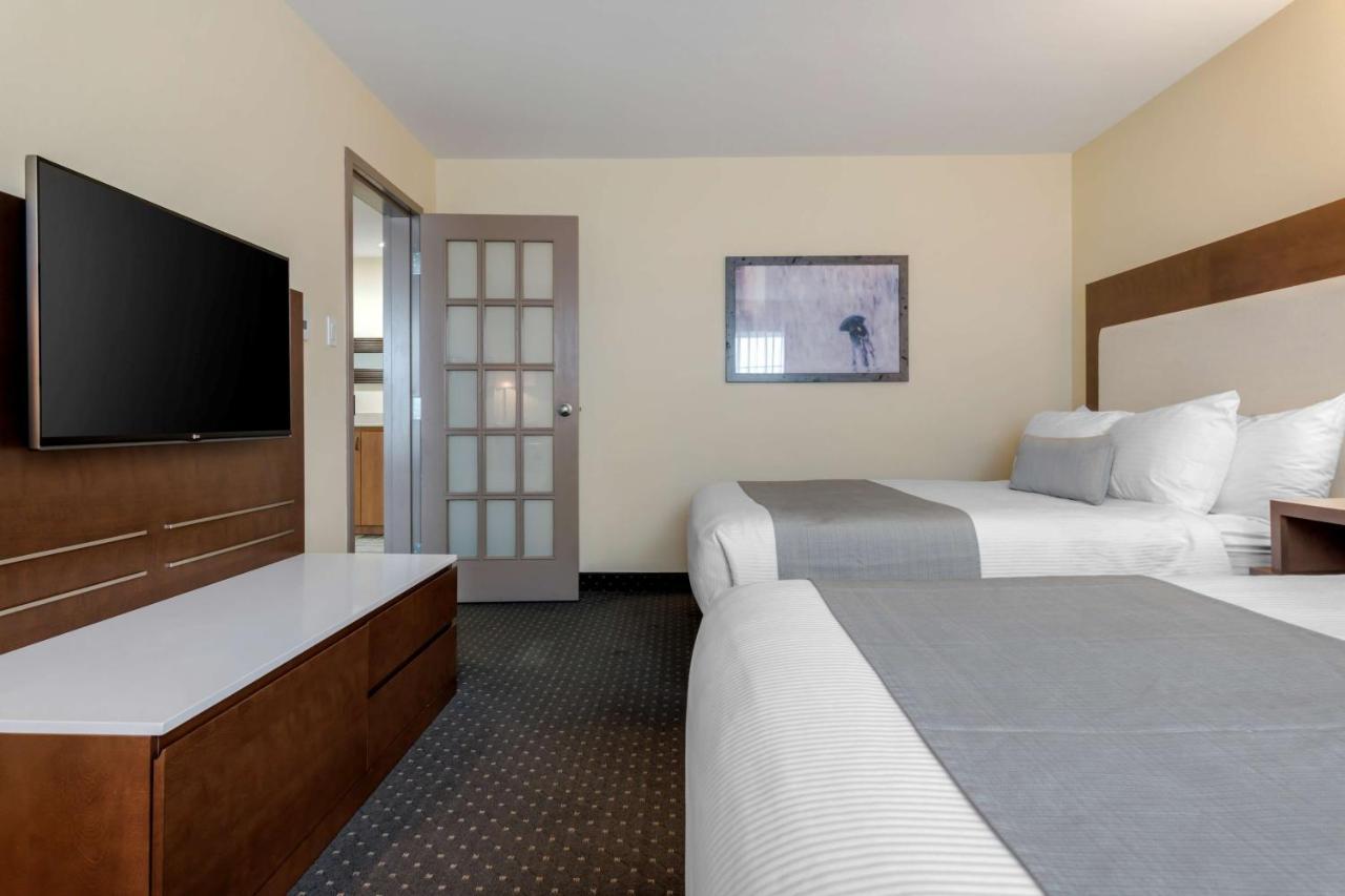 Best Western Plus Woodstock Hotel Conference Centre Bagian luar foto